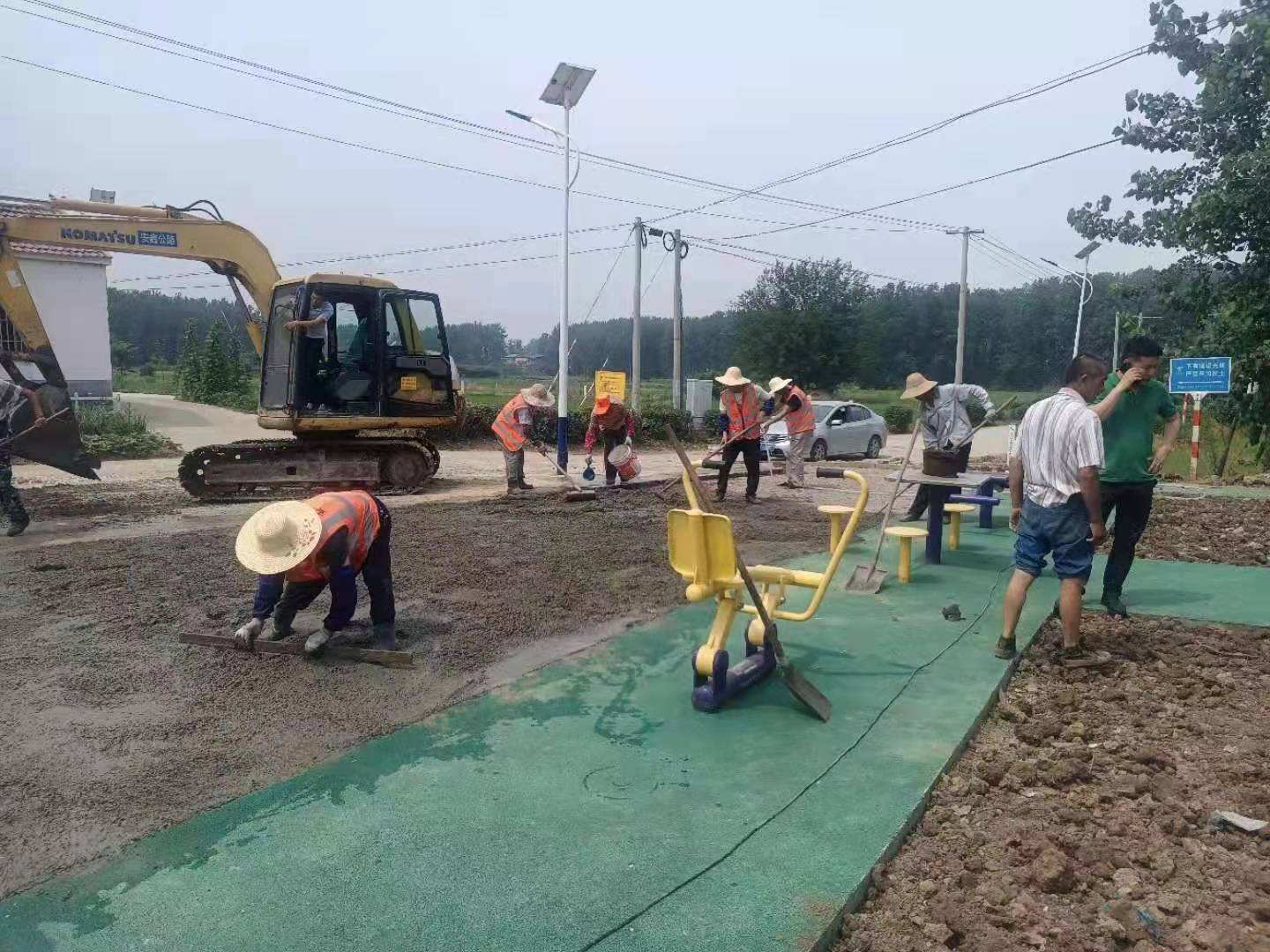 朱巷镇耿岗村疏通下水道