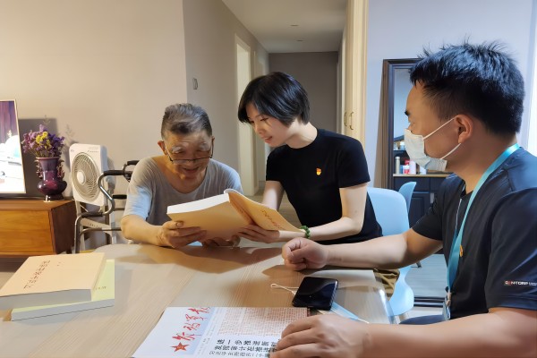 长丰(双凤)经开区金兰社区(筹):“大走访+”丈量社情民意 跑出为民幸福路(1).jpg