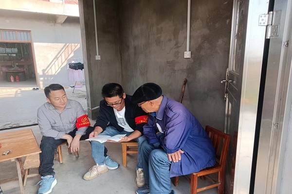 长丰县庄墓镇:提升党员综合素养 加强基层组织建设.jpg